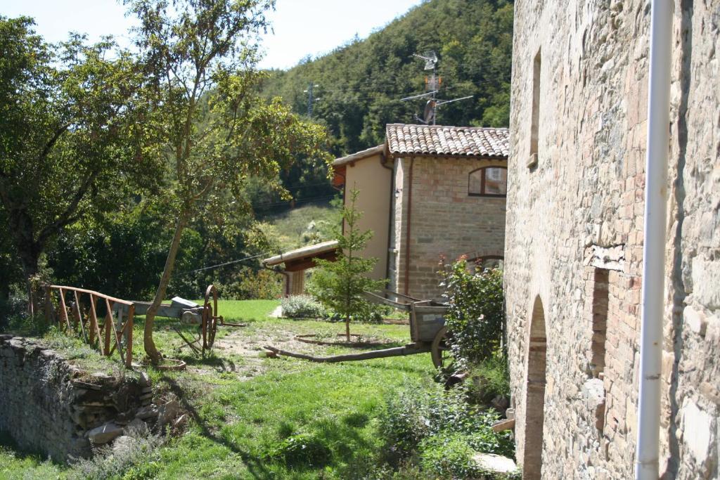 Agriturismo Ca' Montioni Casa de hóspedes Mercatello sul Metauro Exterior foto